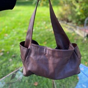 EILEEN FISHER LEATHER SHOULDER BAG